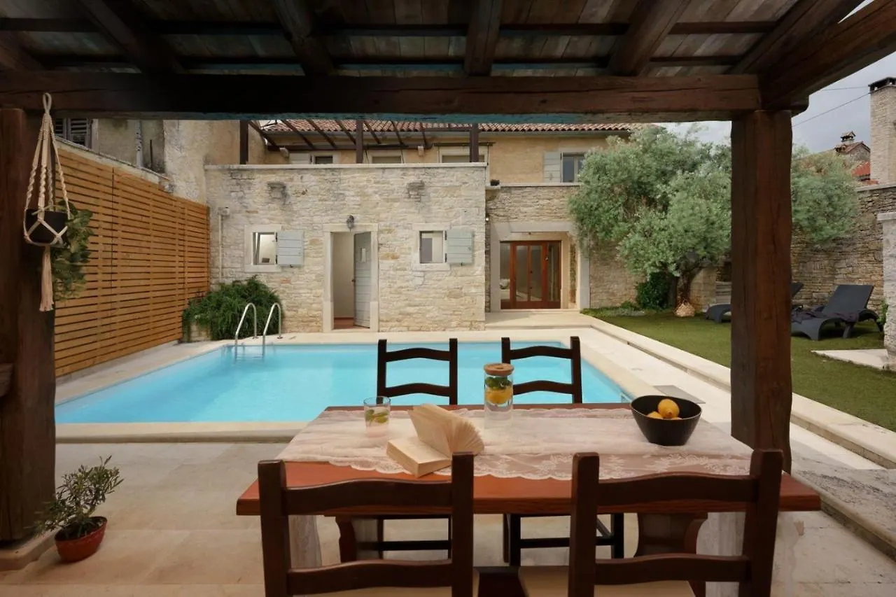 Vila Casa Nina
